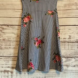 LuLaRoe Navy and White Striped Skirt